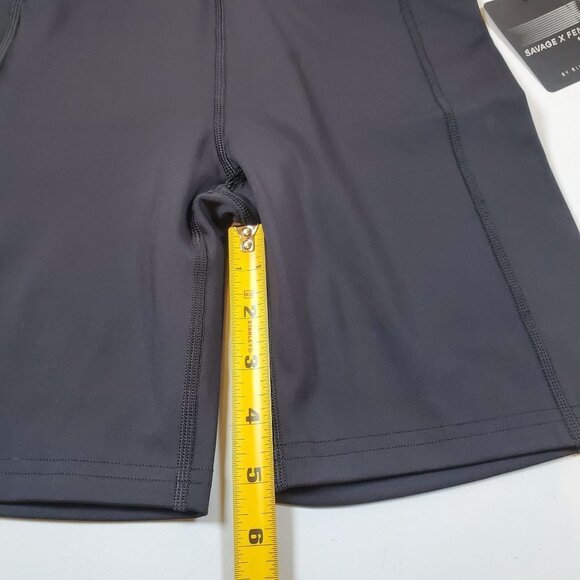 Savage X Fenty Band-It High Waist Shorts Training Workout Medium Womens NWT - Picture 7 of 13